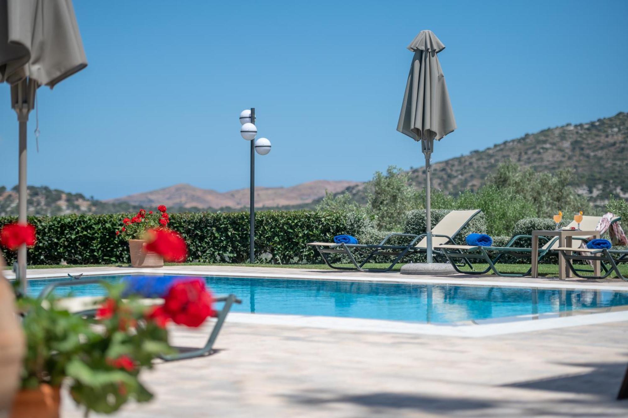 Villa Elisabeth Perama  Exterior photo
